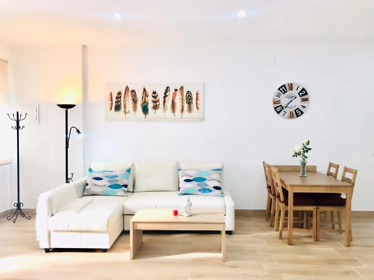 Cozy And Functional Apartment In Malaga Center